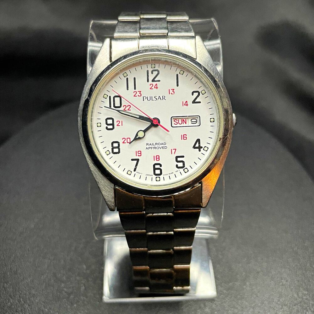 Pulsar Railroad Approved Men’s Quartz Day/Date White Dial SS Bracelet 35.2mm